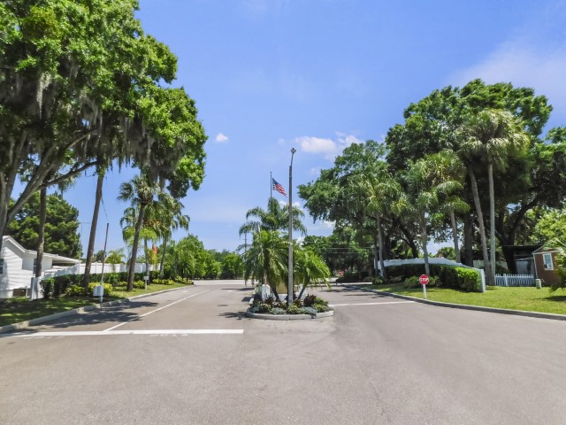 Horseshoe Cove RV Resort Homes for Sale in Bradenton FL