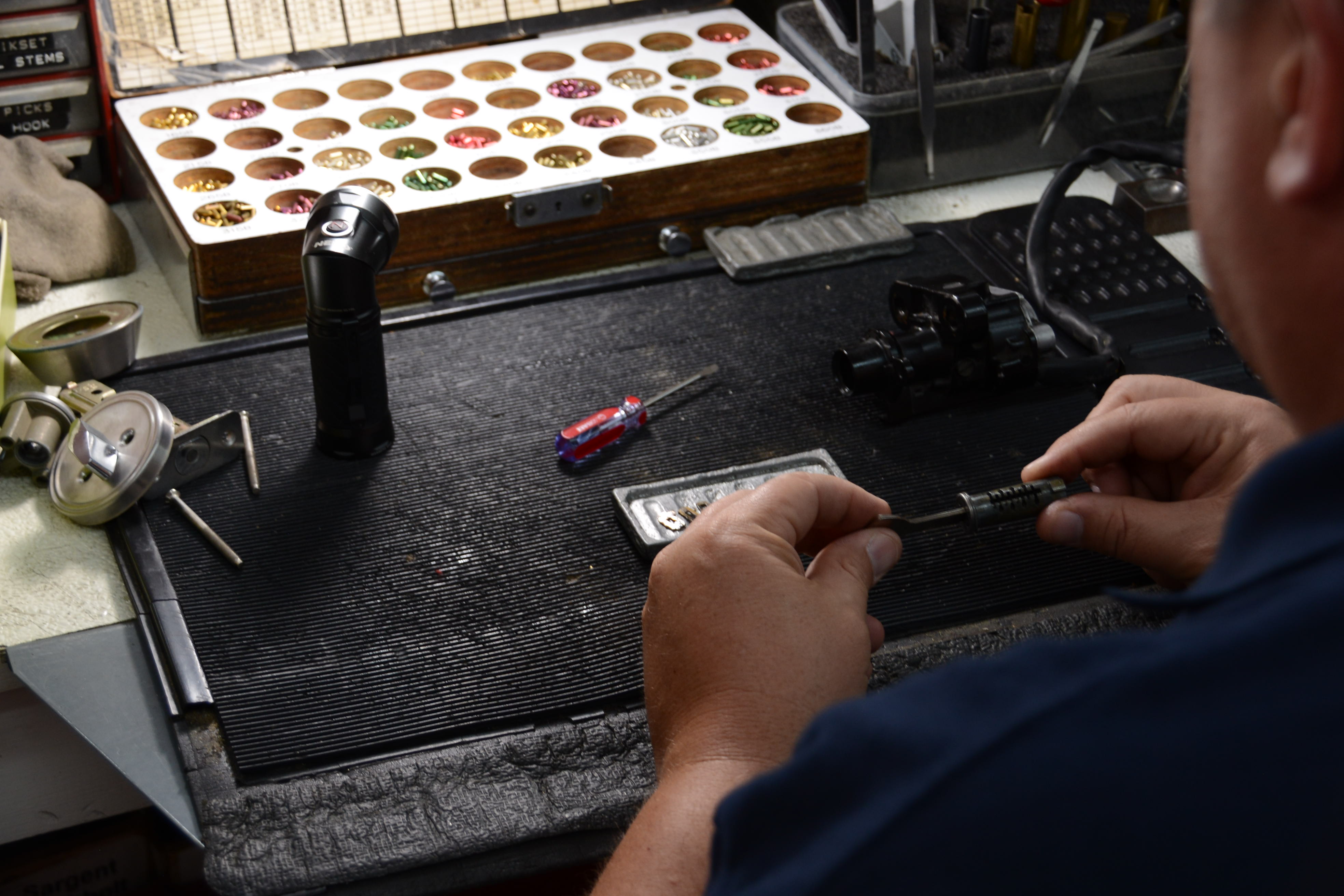 Lock Repair, Car Locksmith Gainesville, FL