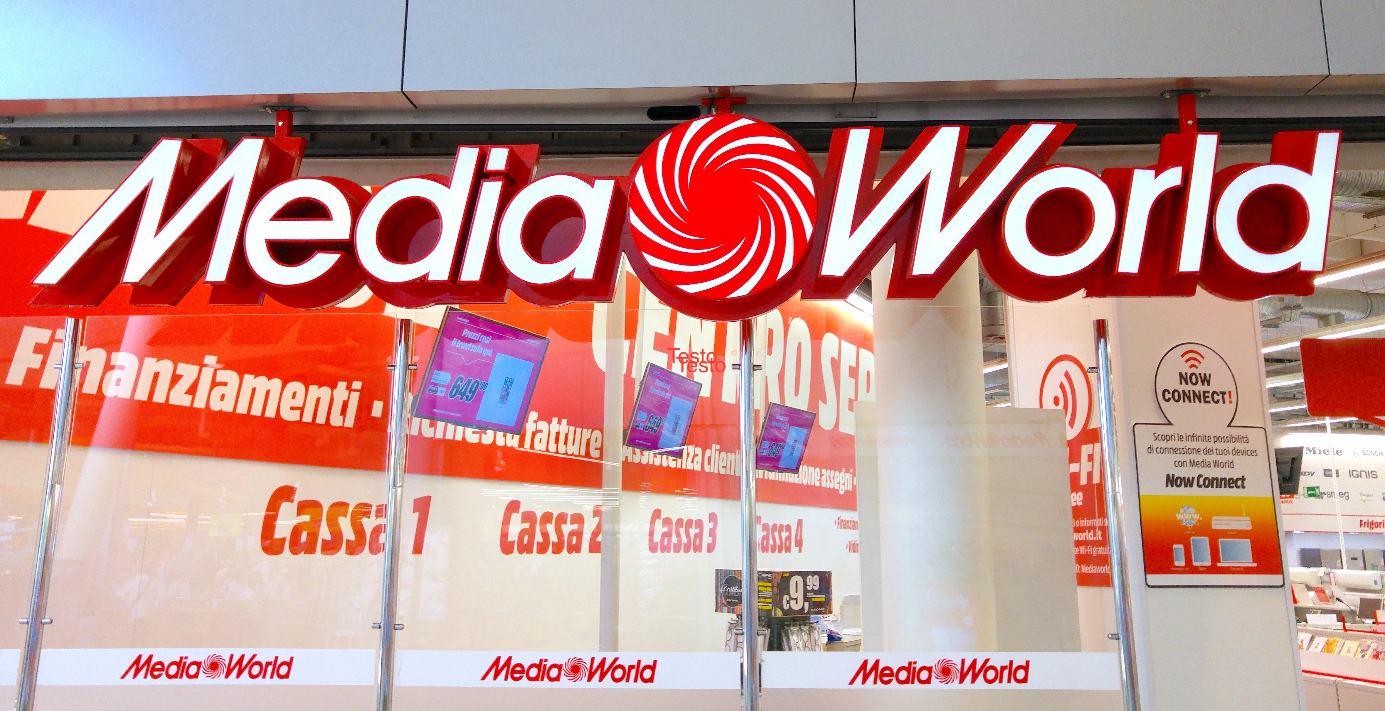 MediaWorld Special Edition tre giorni di sconti su smartphone e