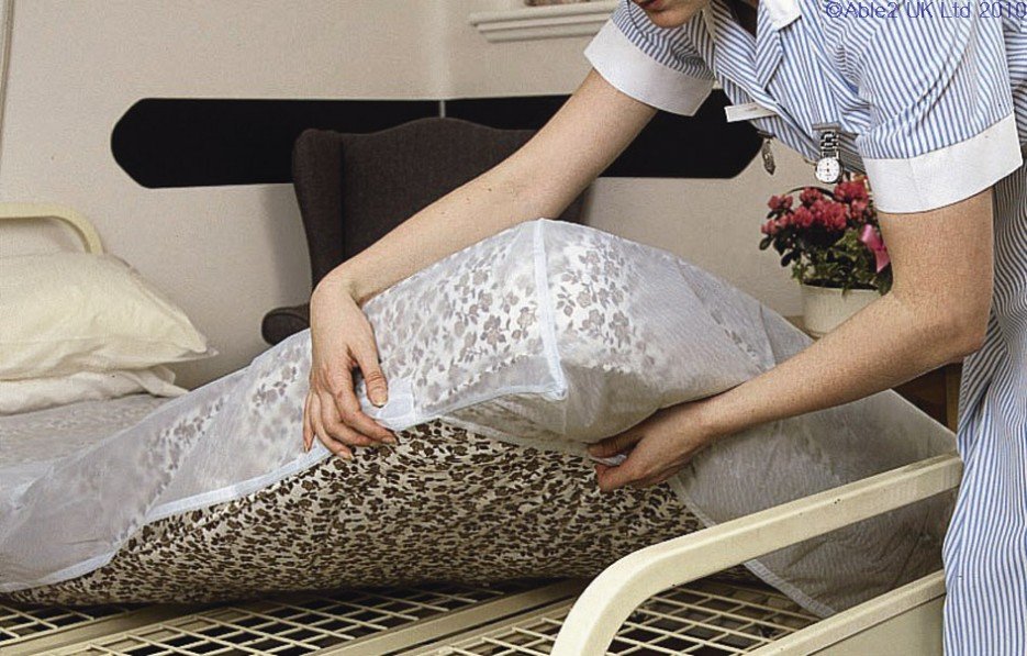 Waterproof Duvet Protector Single Protectors from Mobility Pitstop