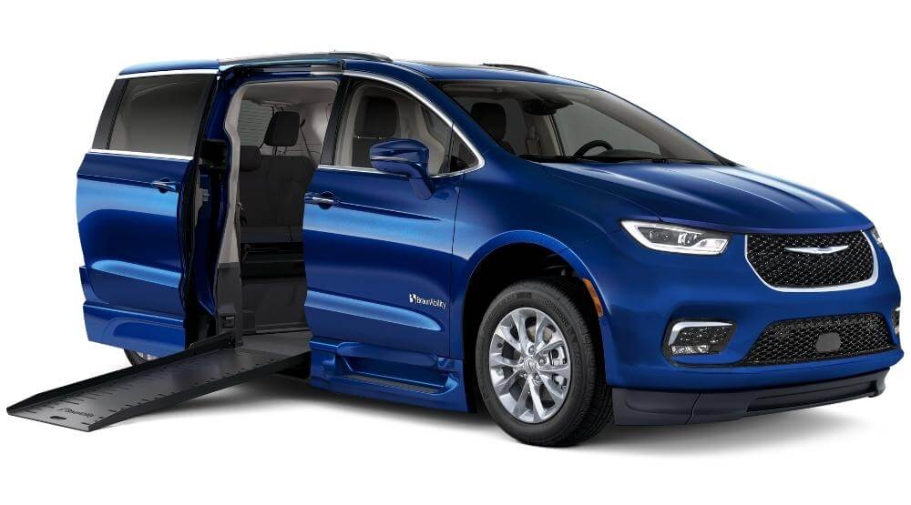 Wheelchair Accessible Chrysler Pacifica MobilityWorks