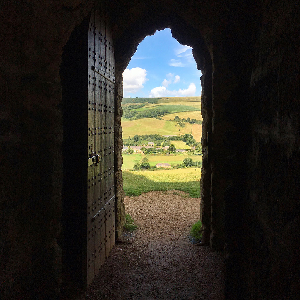 Framing Composition Techniques to Take Better iPhone Photos