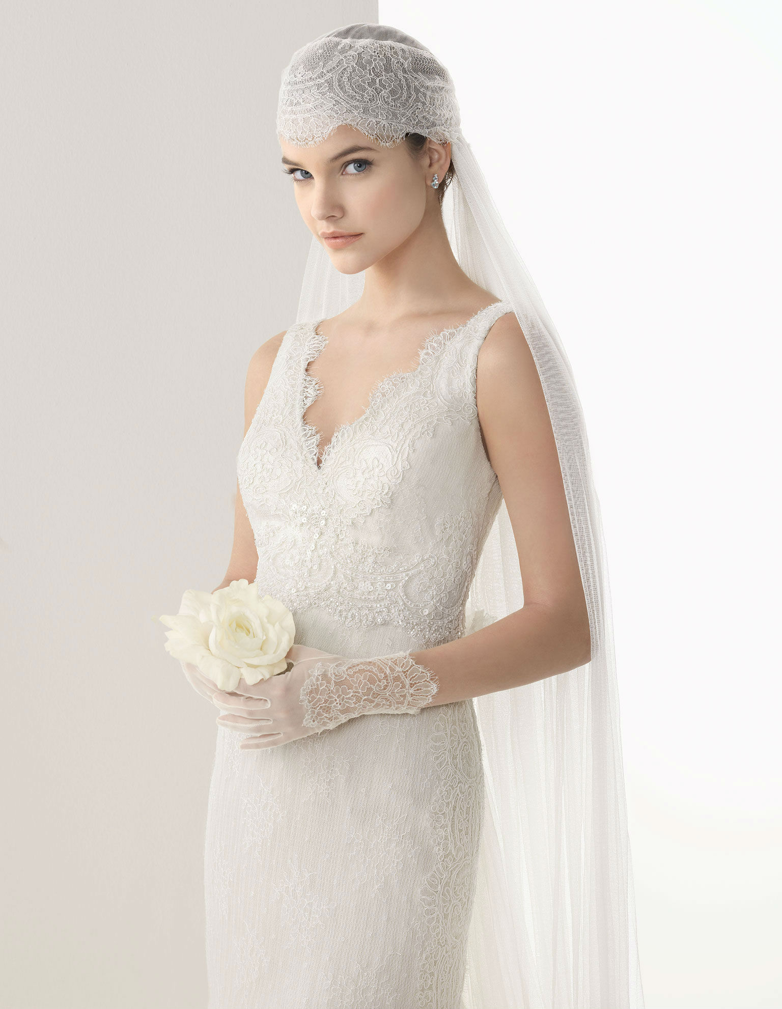 Accesorios para el día de tu boda en la colección de Rosa Clará 2015