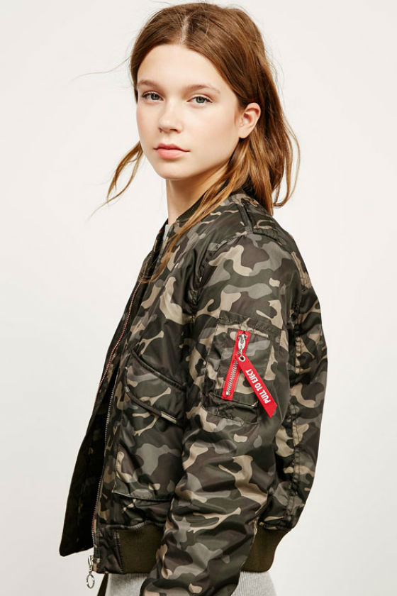 Lo nuevo en bombers de Bershka Modalia.es