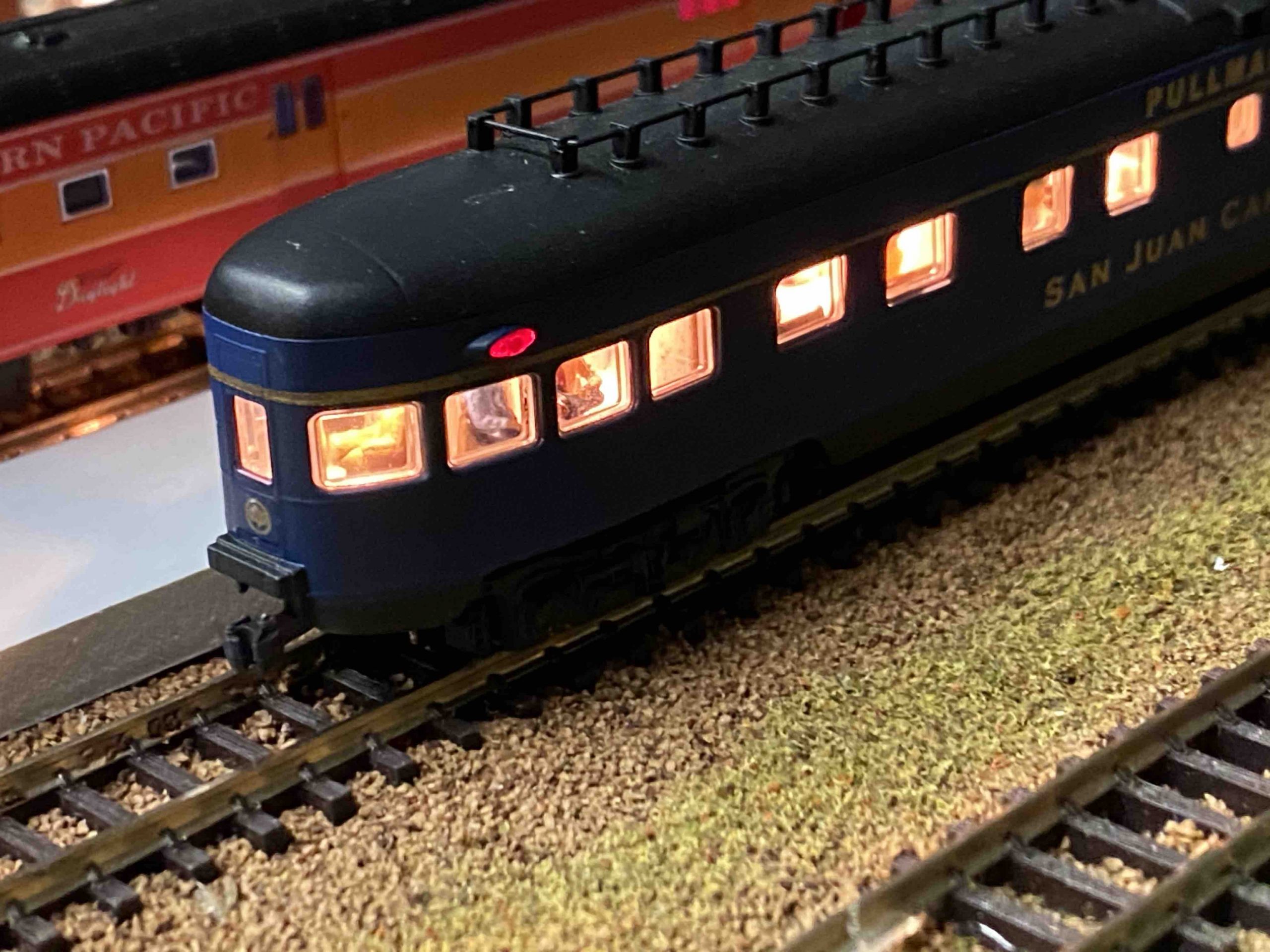 N Scale Passenger Car Lighting installation. Model Train Technology
