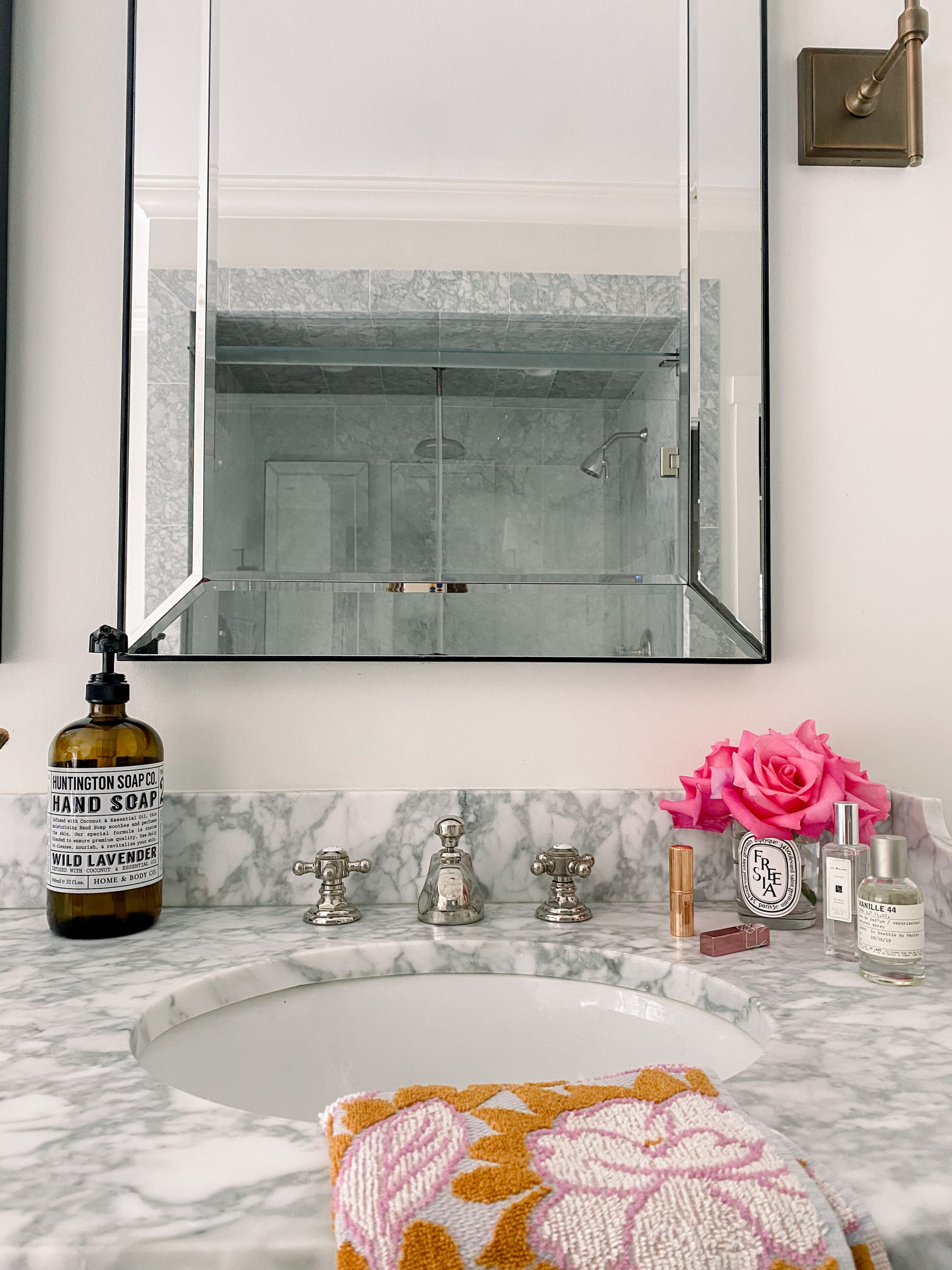 How To Clean Out Candle Jars And Reuse Them Modern Glam