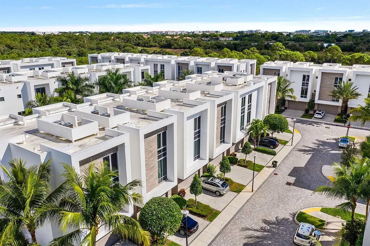 Moderne Boca Raton FL Townhomes & Homes for Sale New Modern