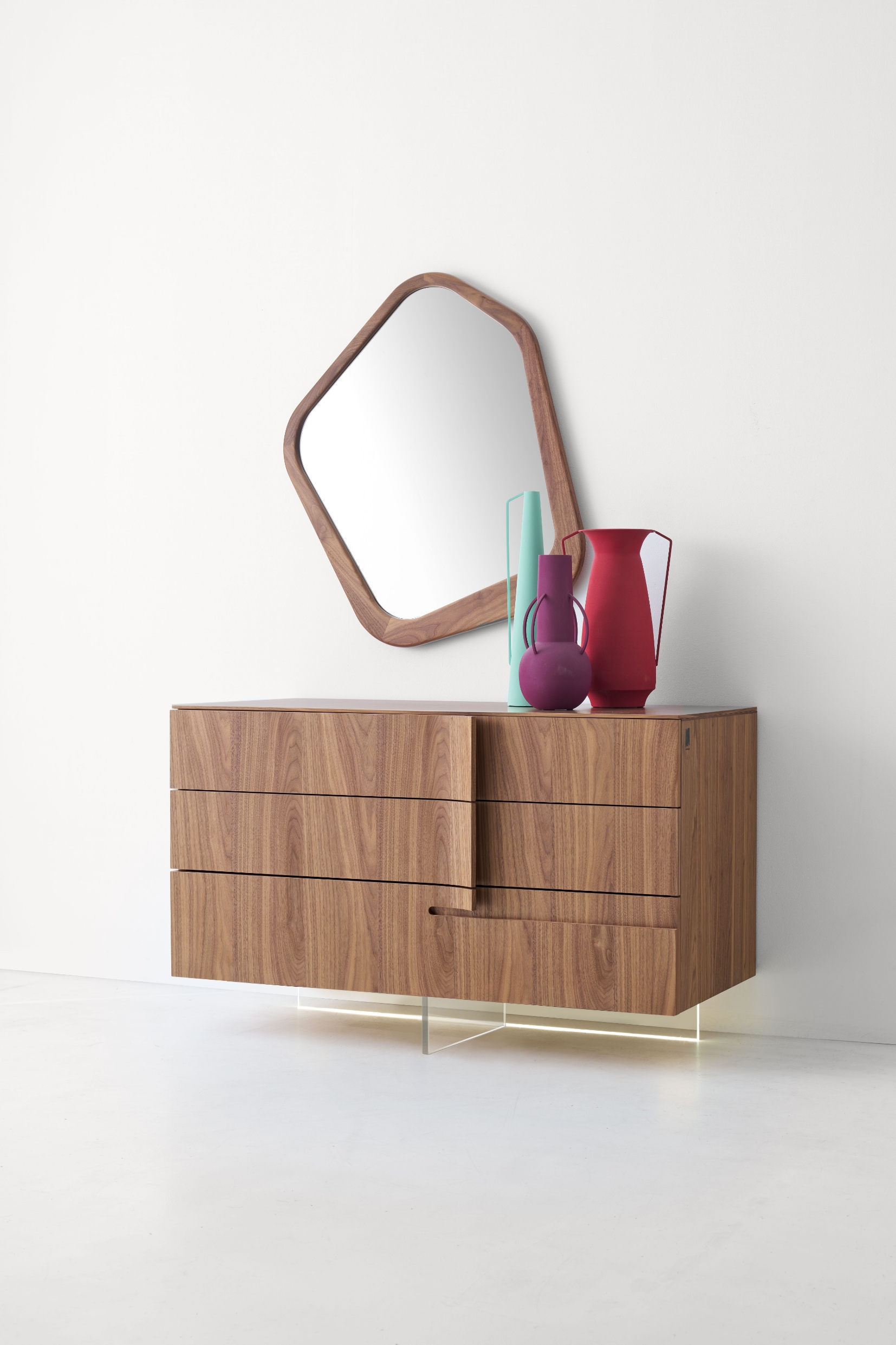 Dresser Book Modesign