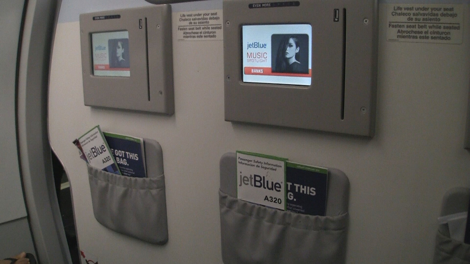 Video JetBlue Even More Space A320 Row 1