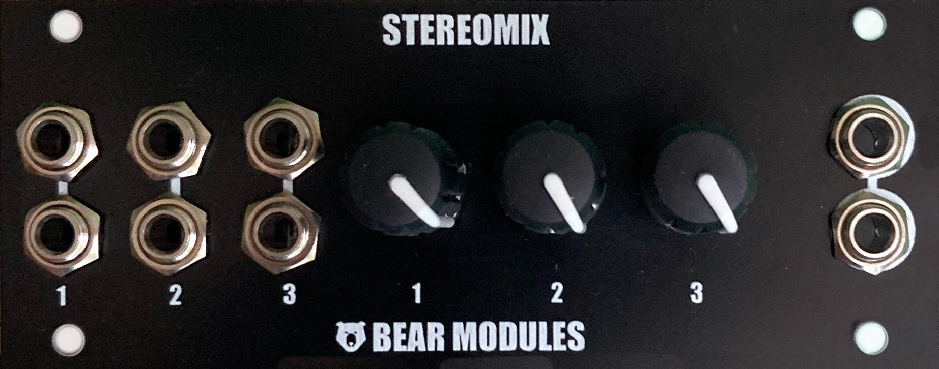 BearModules STEREO MIX 1U Eurorack Module on ModularGrid