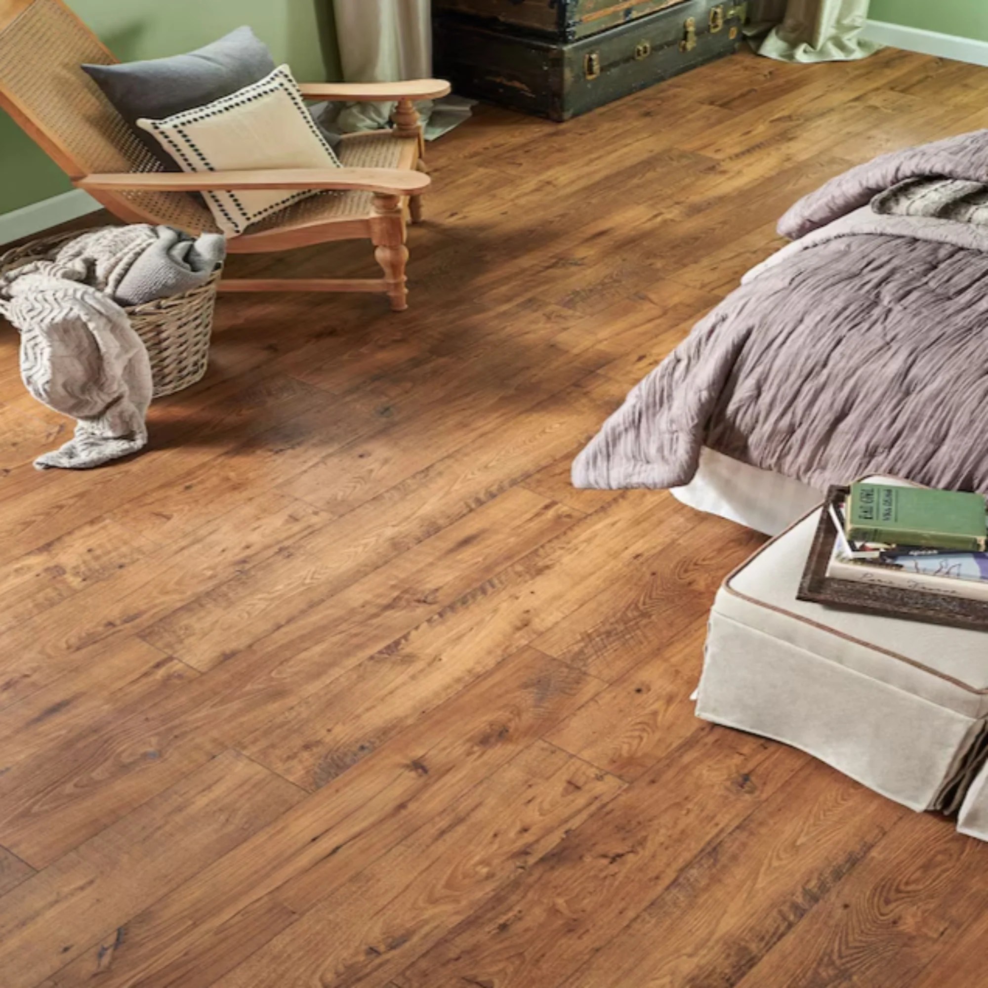 PERGO Laminate Portfolio in Rustic Amber Chestnut (WHSBSD) Mohawk