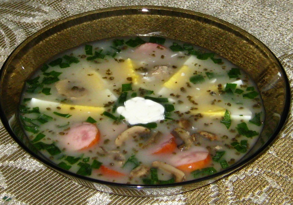 Żurek z pieczarkami Przepis na Żurek z pieczarkami