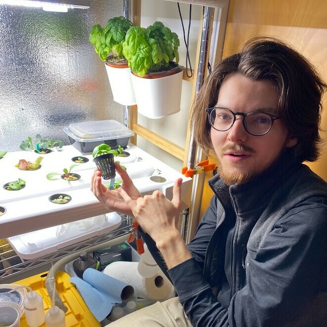 Adventures in Hydroponics Moll.dev