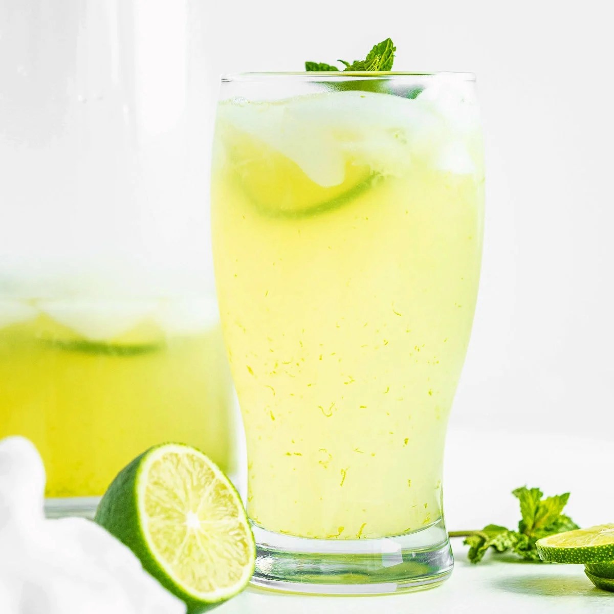 Easy Homemade Limeade (Just 2 Ingredients!) Just 2 Ingredients! Mom