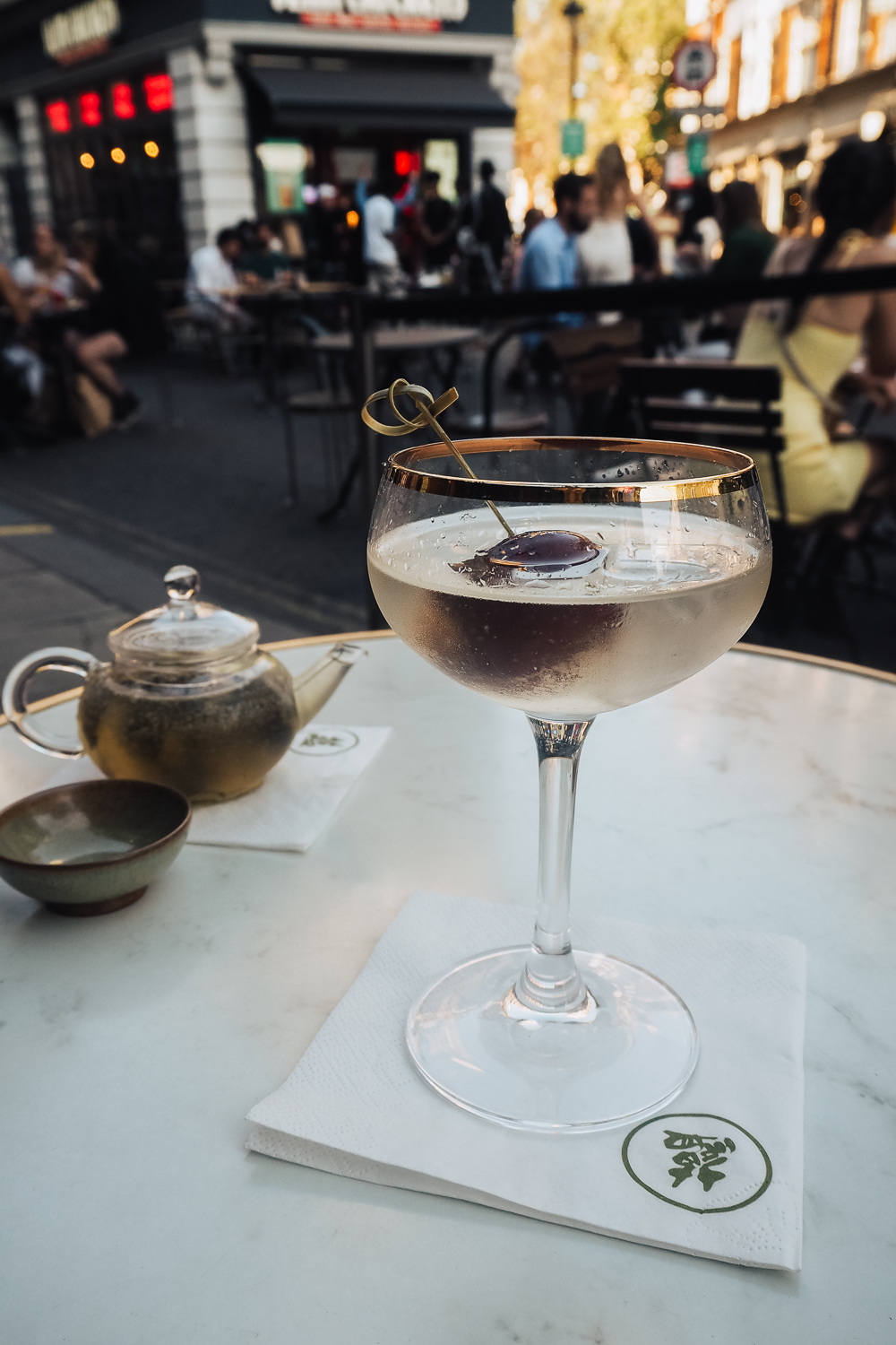 Wun’s Tea Room & Bar in Soho, London Mondomulia