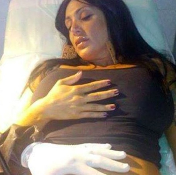 Marika Fruscio, Tatuaggio Di Napoli Sulle Parti Intime | Mondoreality 594_x_600_jpg