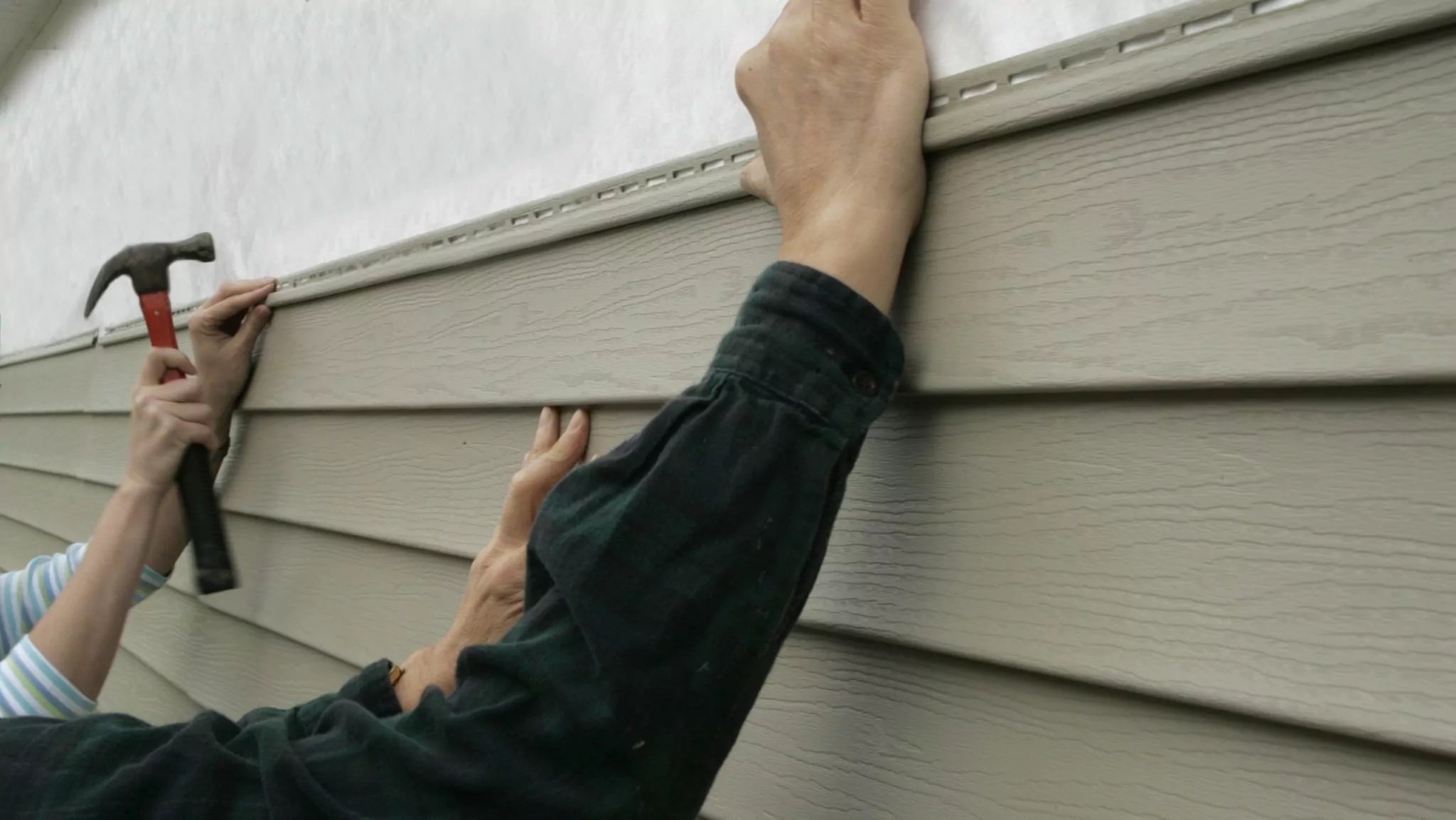 Vinyl vs Aluminium Siding » The Money Pit