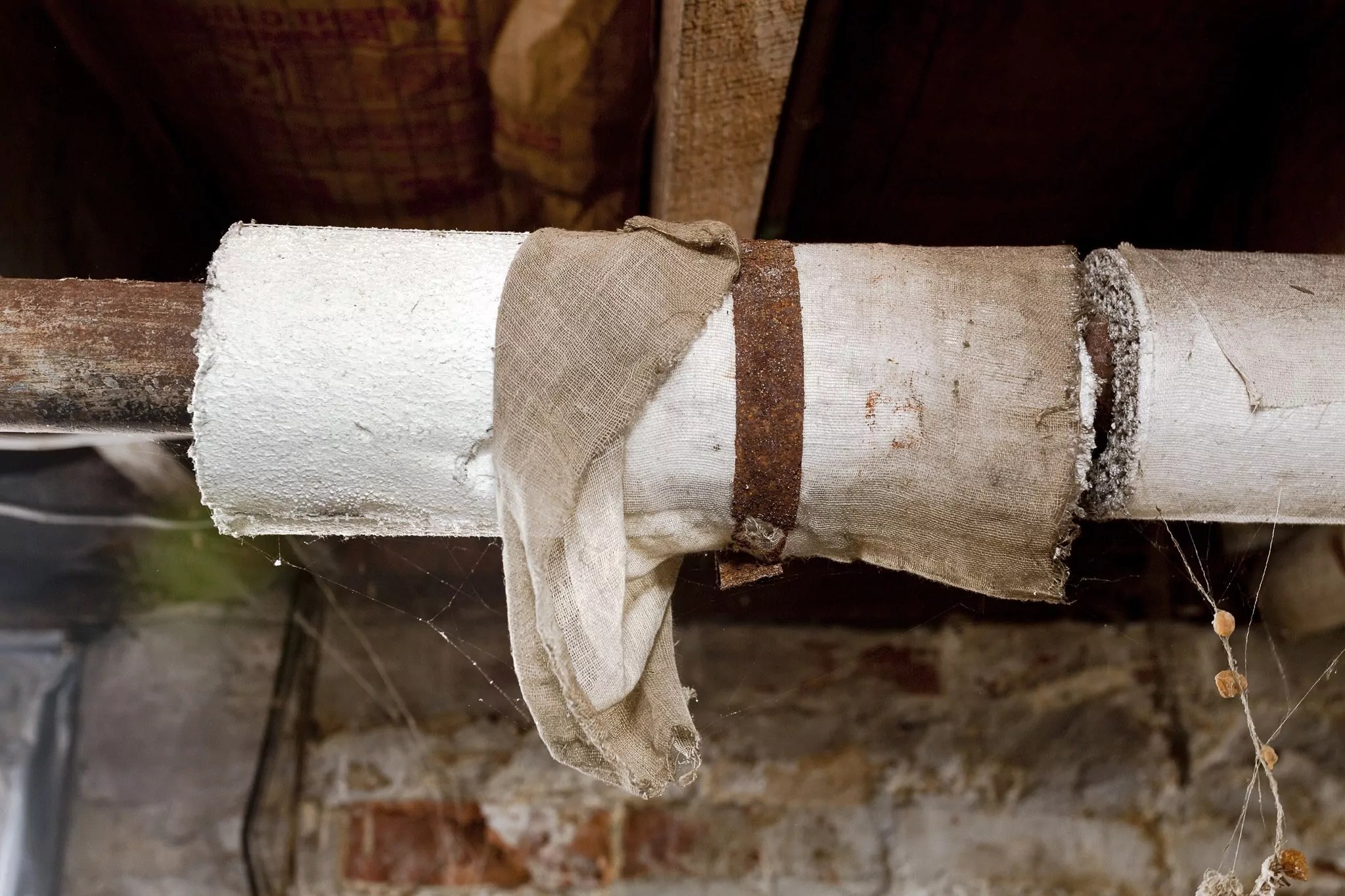 How Asbestos can Impact the Value of Your Home » The Money Pit