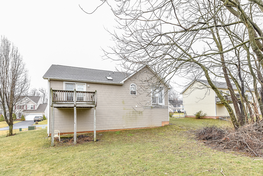 FOR SALE 368 TALISMAN DRIVE MARTINSBURG WV 25403 MONIKA FOSTER TEAM