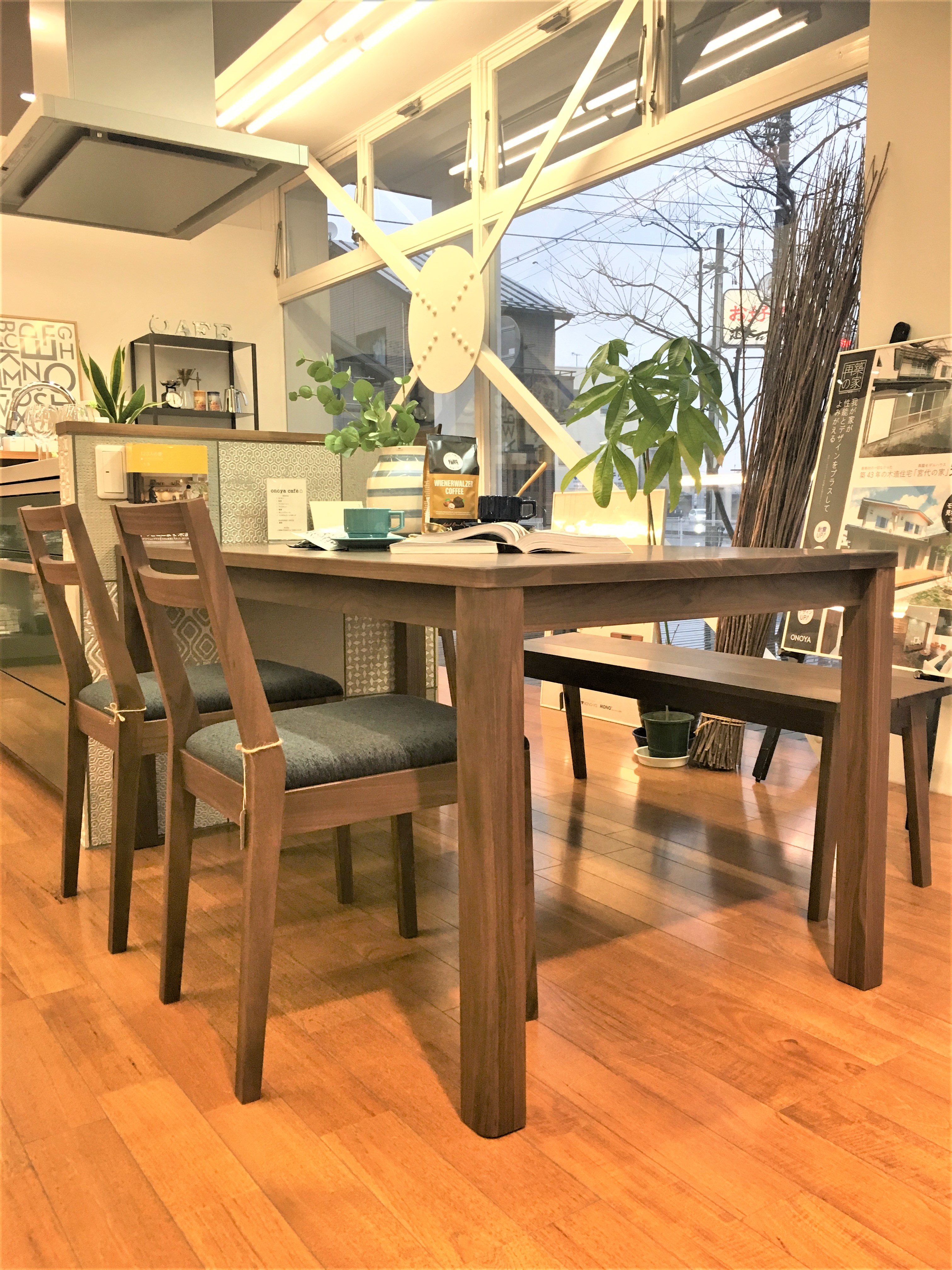 高野木工のプレーンダイニングセット入荷しました ｜家具・テーブル・ダイニングテーブル・椅子白河・郡山の家具・雑貨は
