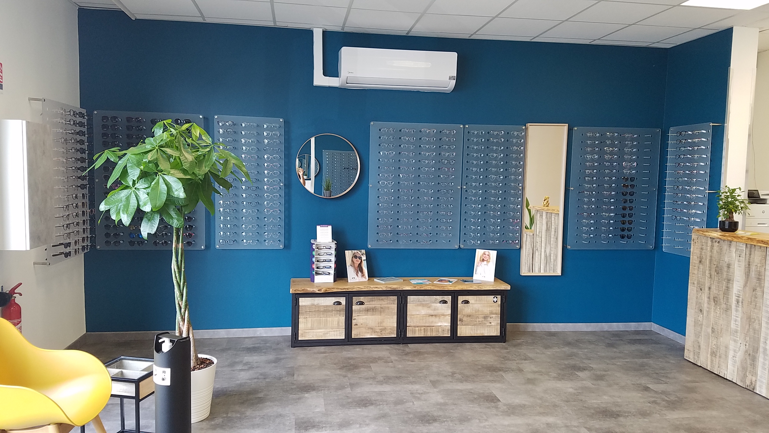 AU COMPTOIR DES BINOCLES, Opticien ST GENIS DE SAINTONGE, 17240 10 RUE