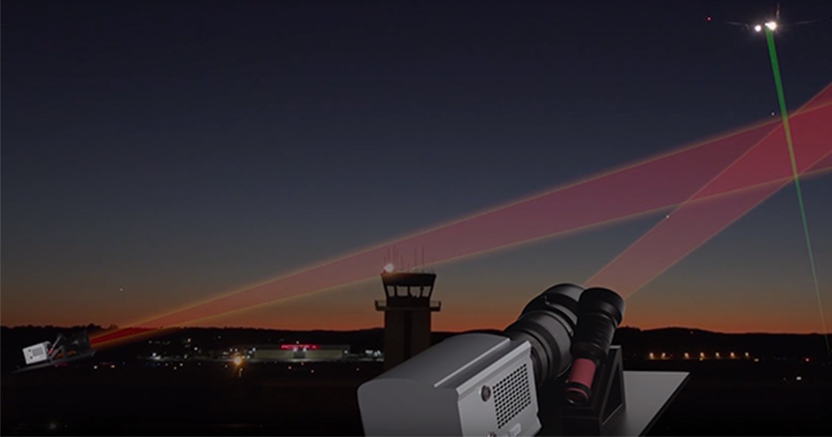 Andor cameras help detect source of laser beam attacks on aircraft Monospektra Scientific