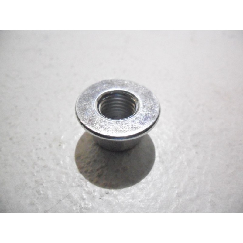 Consulter les vues éclatées et commander en ligne toutes