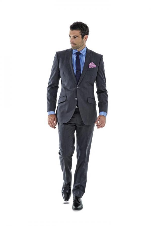Business Suits for Men Montagio