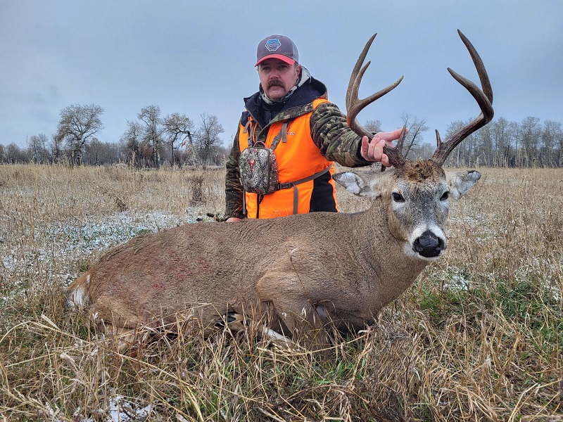 Montana whitetail deer hunts