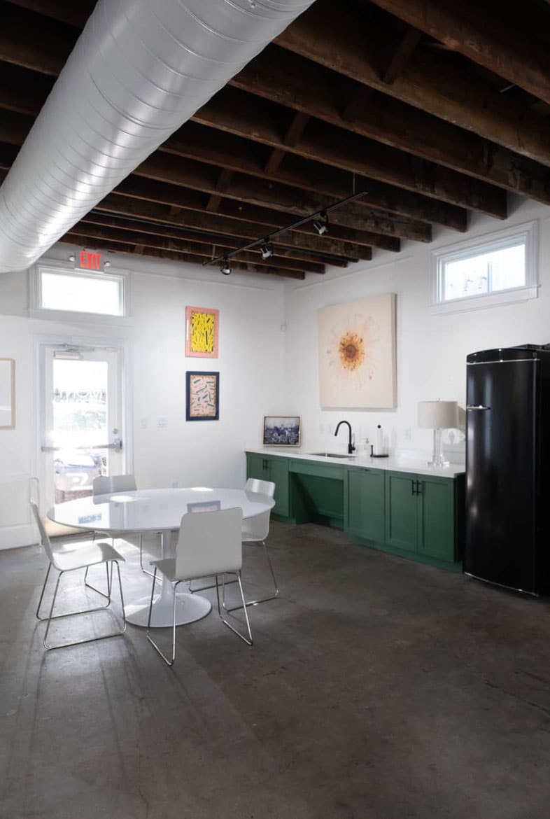 Consulting Mont Art House Houston, Texas