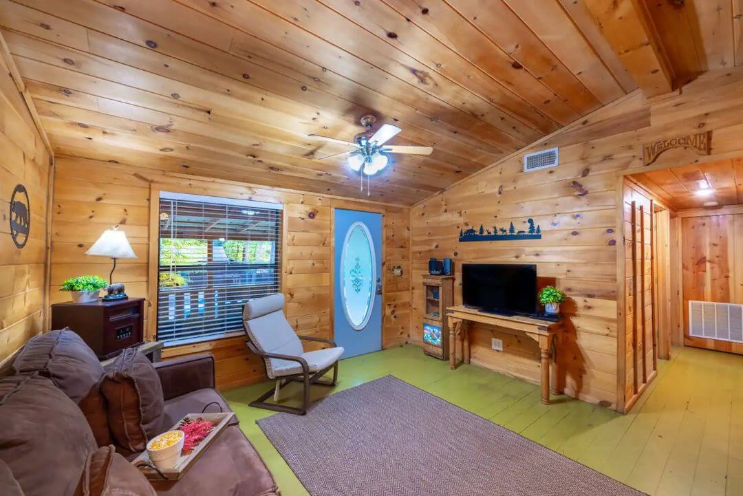 Apple Ridge Cabin Rentals in Broken Bow, OK Moonlit Mountain Cabins LLC