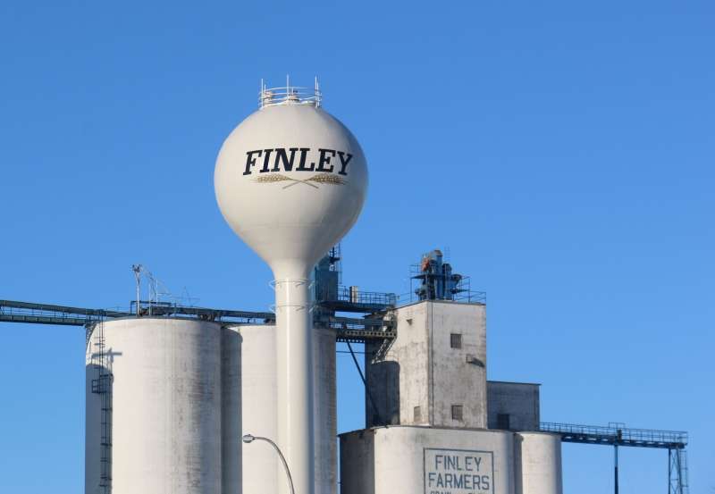 Finley, ND Water Tower Replacement Moore Engineering, Inc.