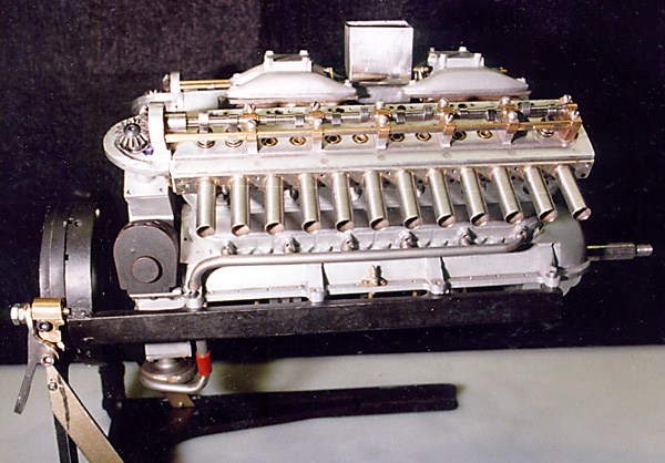 The World's Smallest Petrol Engine – Moore Good Ink