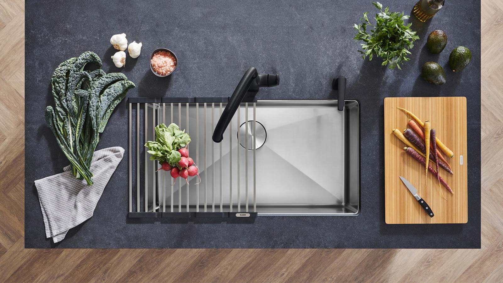 Moore Supply Houston Plumbing Showroom Fixtures & Supplies Kitchen