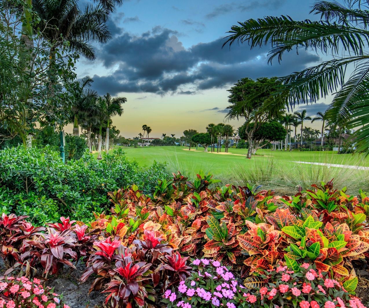 Moorings Golf & Country Club Home Page