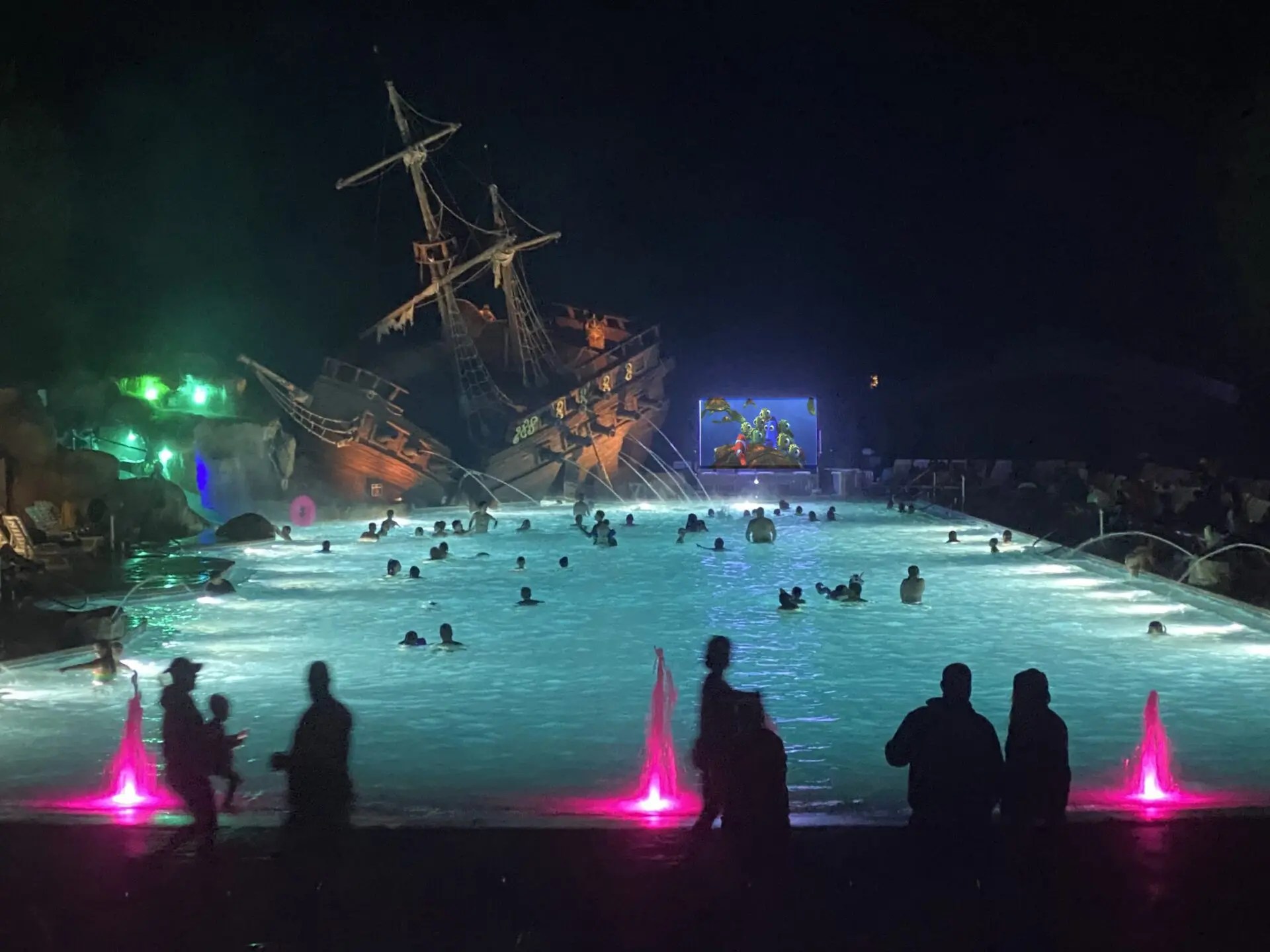 Swimin Theater Evening Event Moose Hillock Camping Resorts