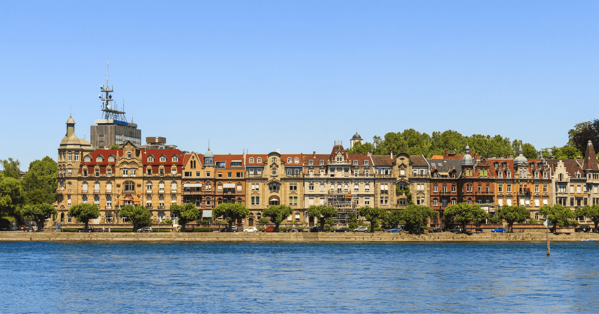 Visiter Constance en 1 journée Moo'vinbus, voyages d'un jour en city