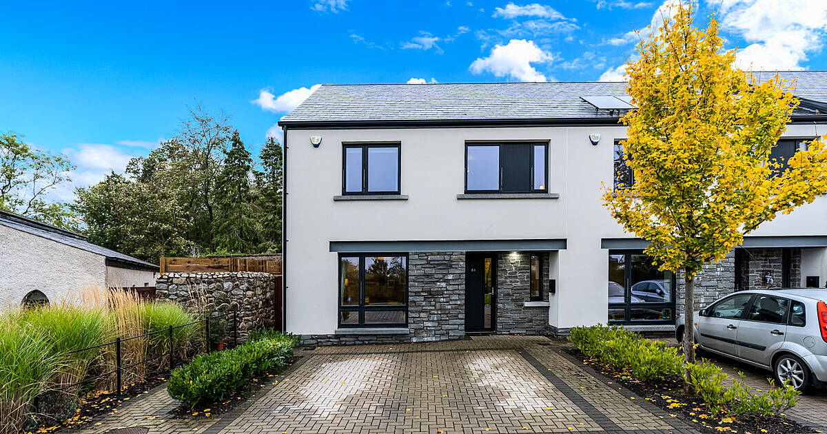 84 Diswellstown Manor, Porterstown Road, Castleknock, D15 P2XF House