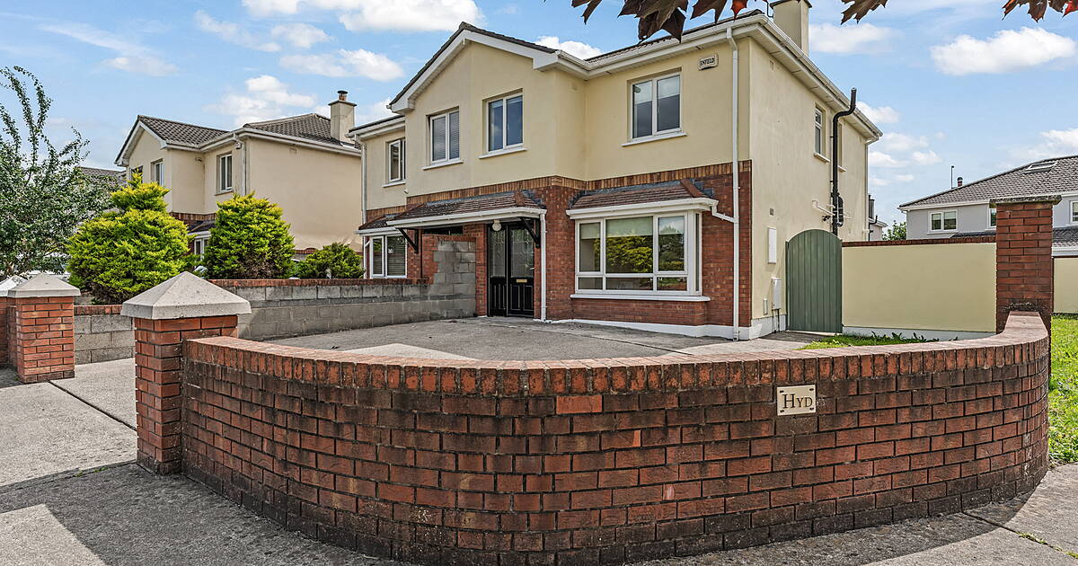 50 Oakleigh, Trim Road, Longwood, A83 NY38 House