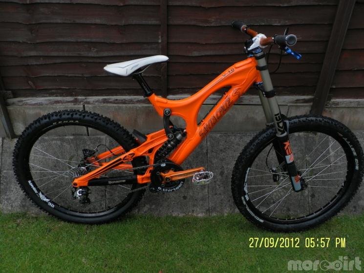 Santa cruz V10 2010 Downhill 34236