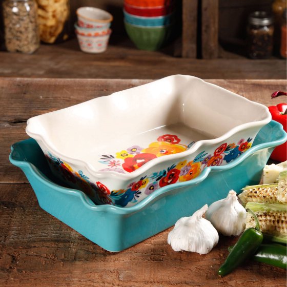 The Pioneer Woman Items We Adore at Walmart for the Kitchen and More!