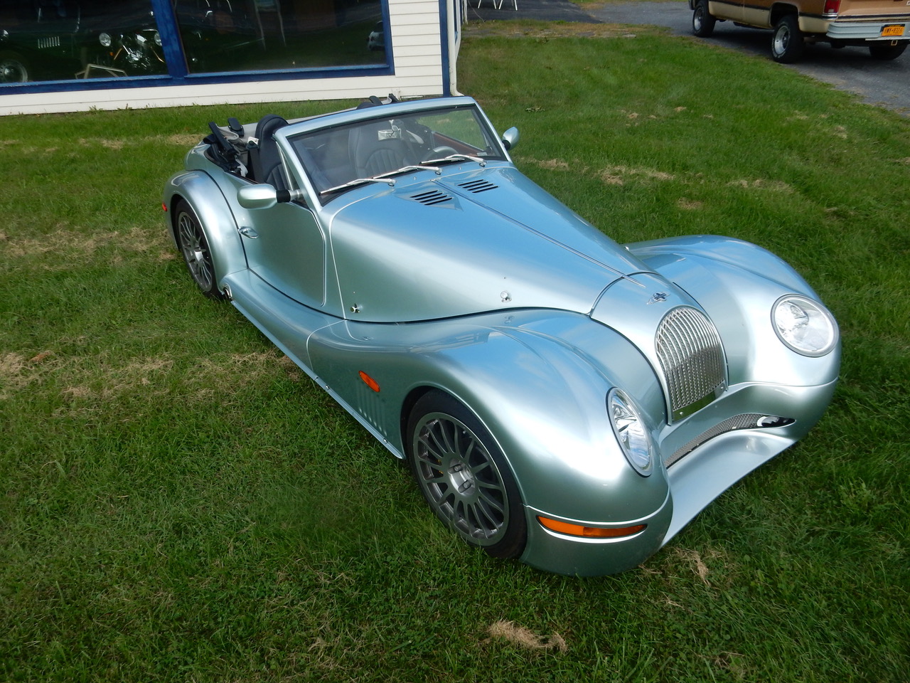 Cars for sale New, Used, Plus 4, Plus 8, 4/4 U.S