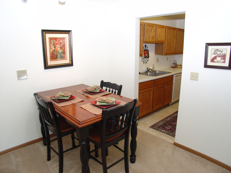 Apartments for Rent in Menomonee Falls Cameron Heights