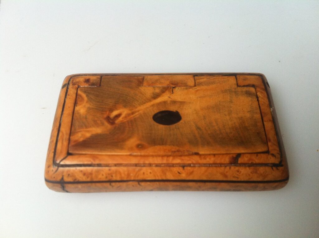 1820 Burr Birch Snuff Box Mostly Boxes Antiques!
