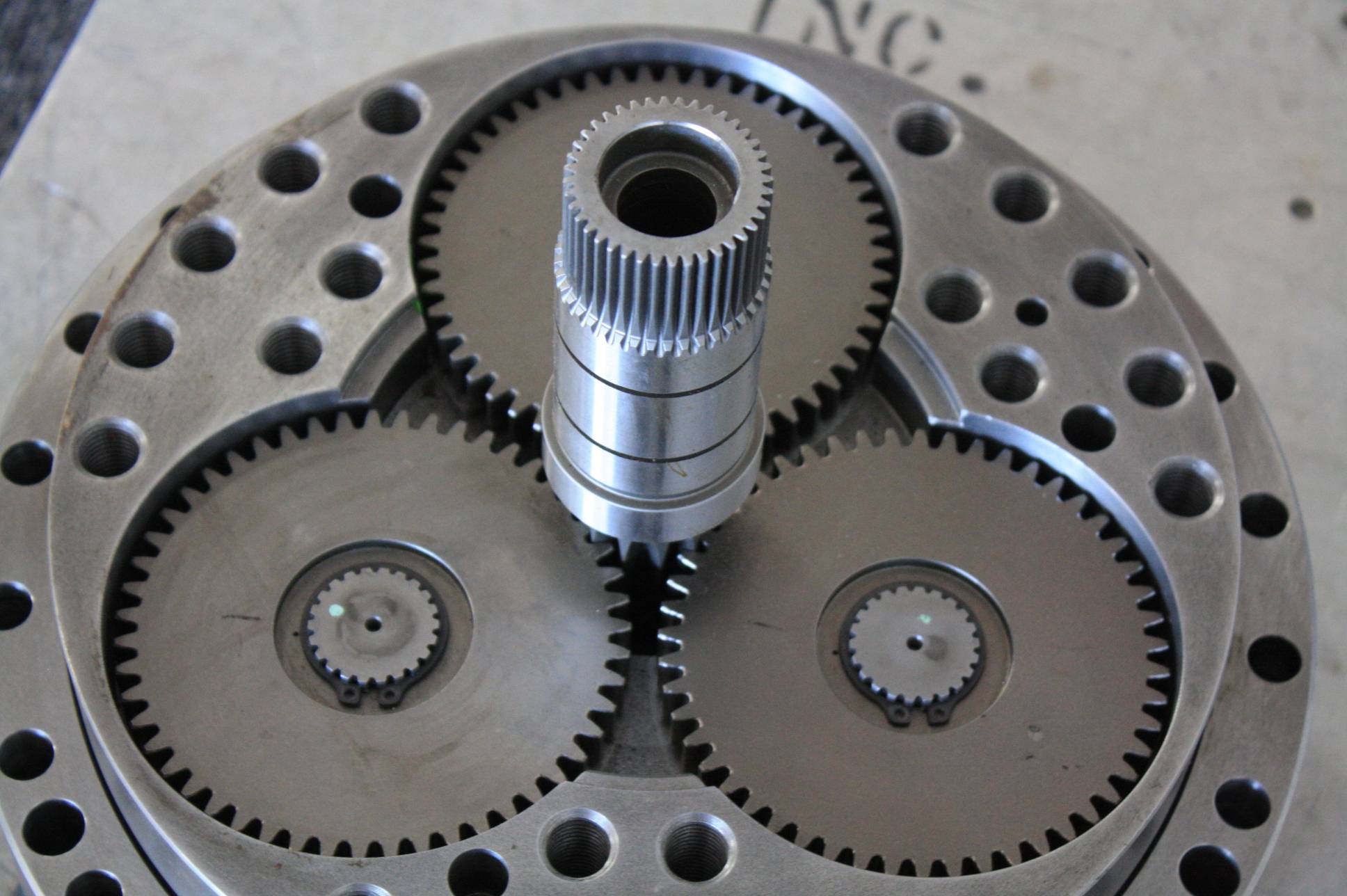 Sumitomo / ABB Fine Cyclo Robot Gear Reducer 1701 / 330mm Outer