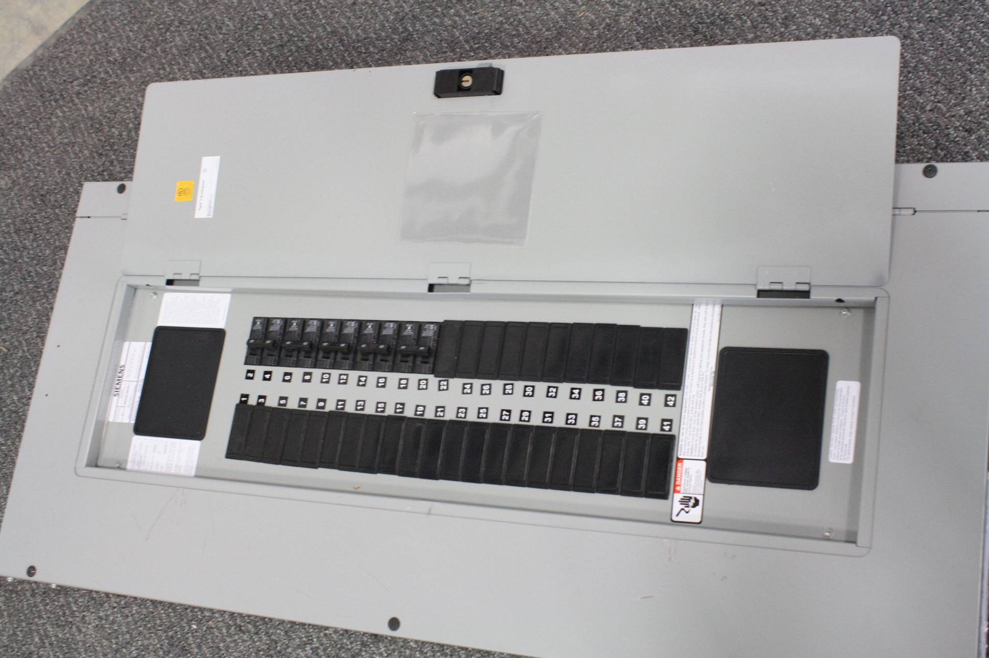 Siemens P1X42MC250C P1 3 Phase Circuit Breaker Panel 250A / 208Y/120 3P