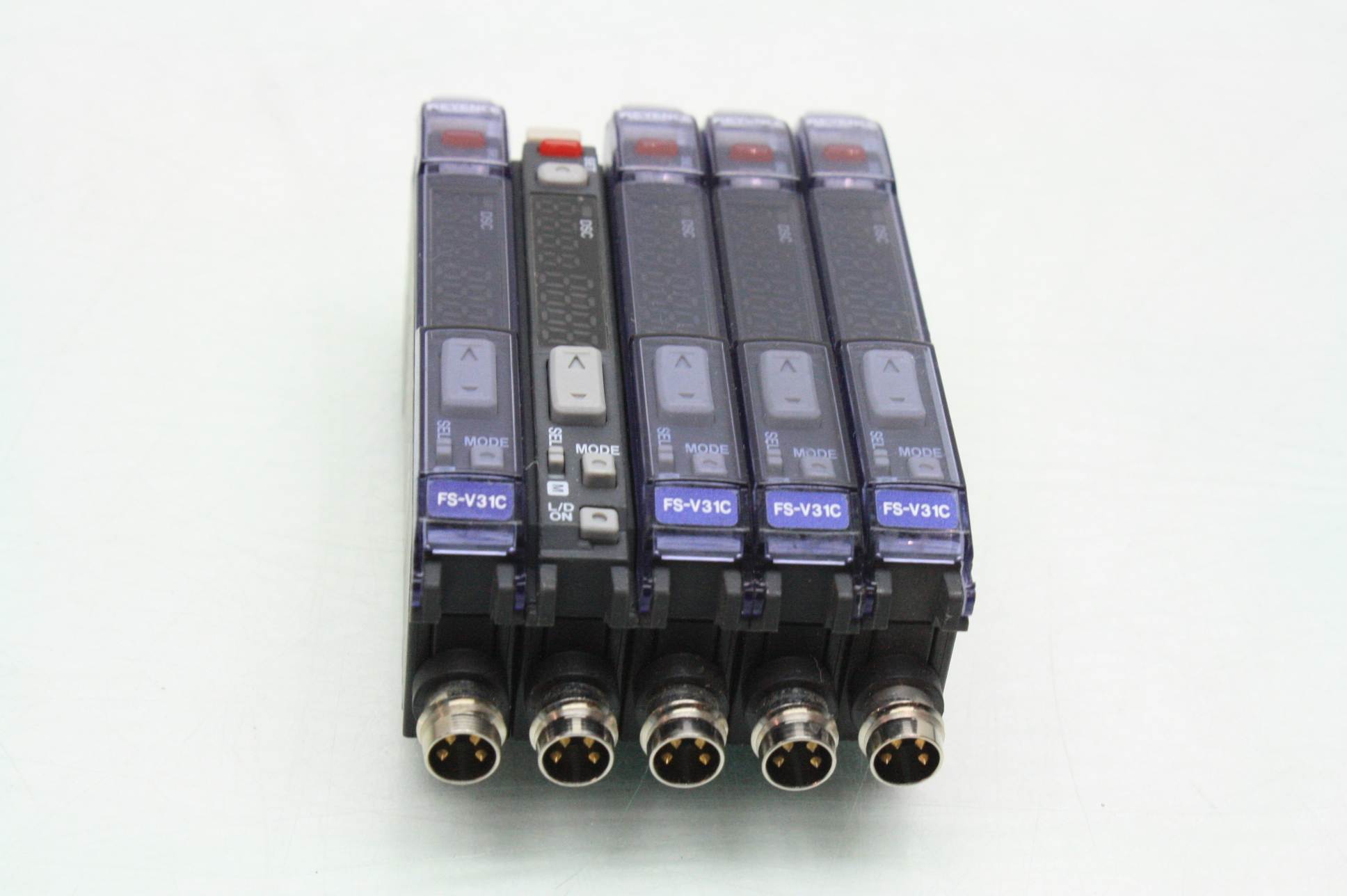 Lot of 5 Keyence FSV31C Digital Fiber Optic Sensor Amplifiers