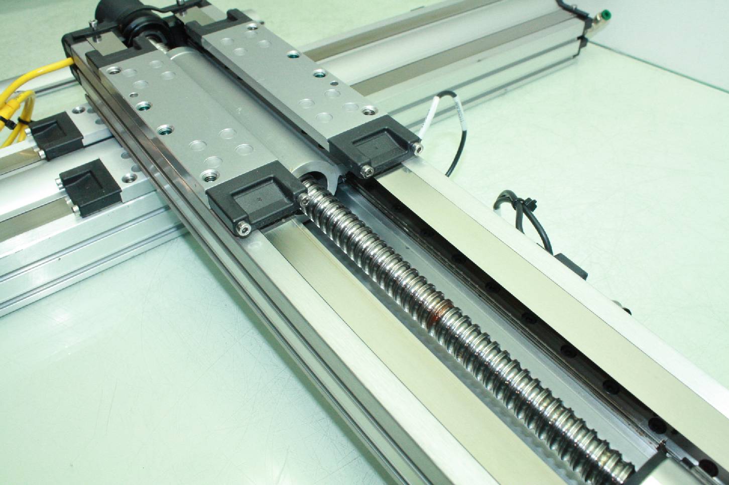 Parker Daedal 2Axis XY Linear Ball Screw Actuator System 404XR 220mm