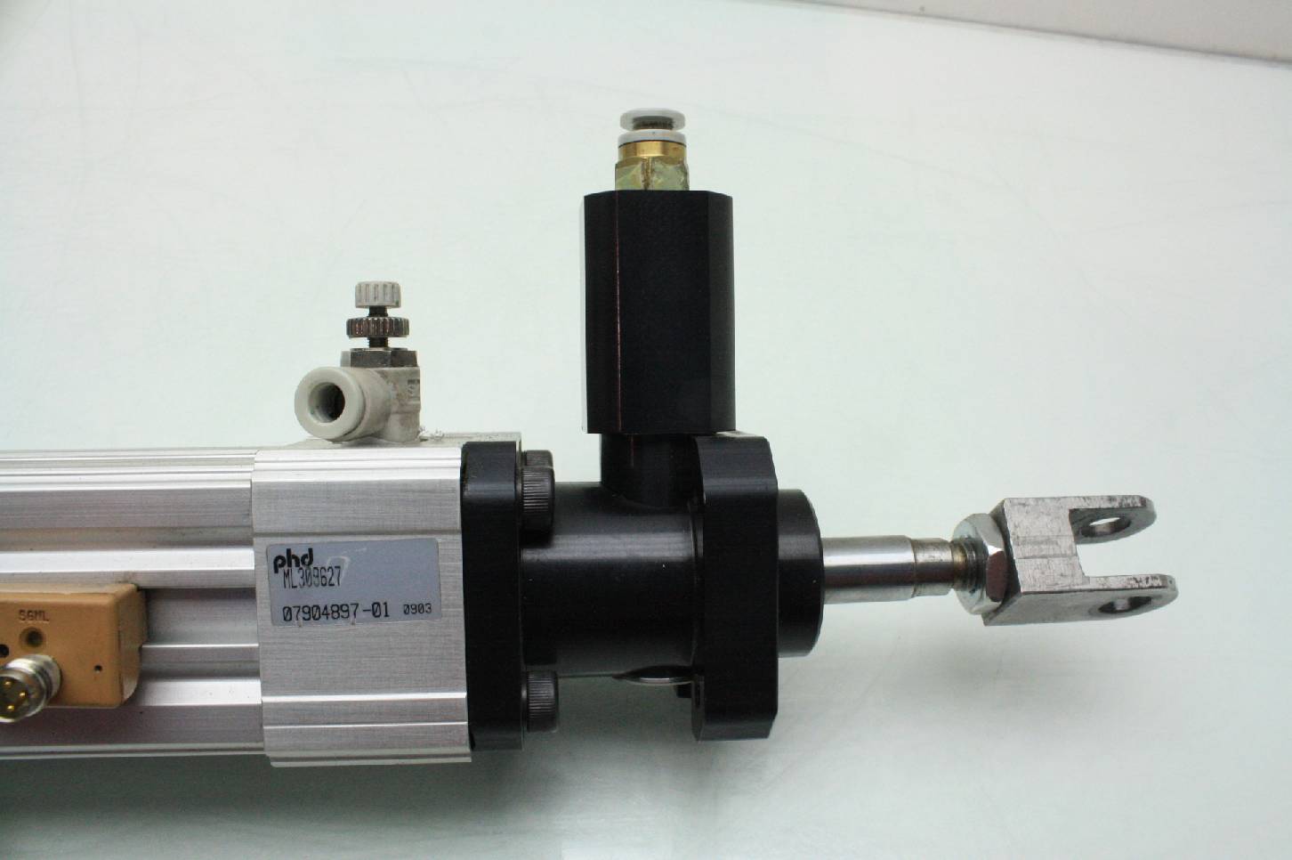 PHD CV Series Double Acting Rod End Pneumatic Air Cylinder 1.5" Bore x