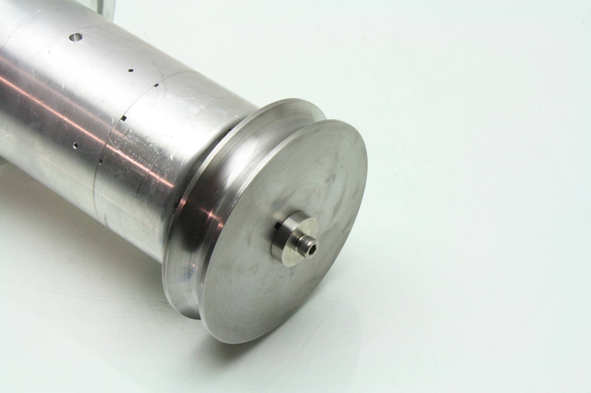 Liquid Cooled Vacuum Chamber Spindle Housing 12" Long Nachi 6206ZE